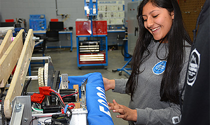 Shaw Encourages the Development of STEM Skills